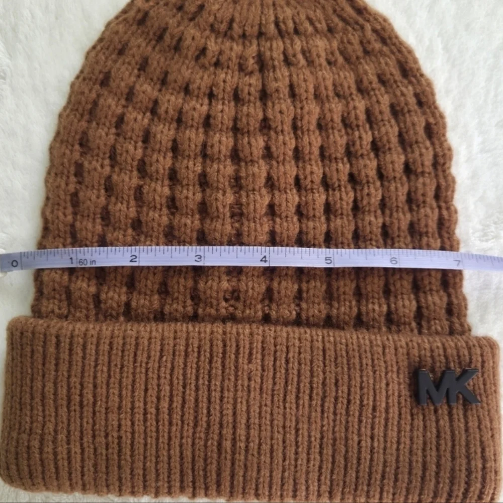 NEW!!! Michael Kors✨️ Women's Brown Knit Hat